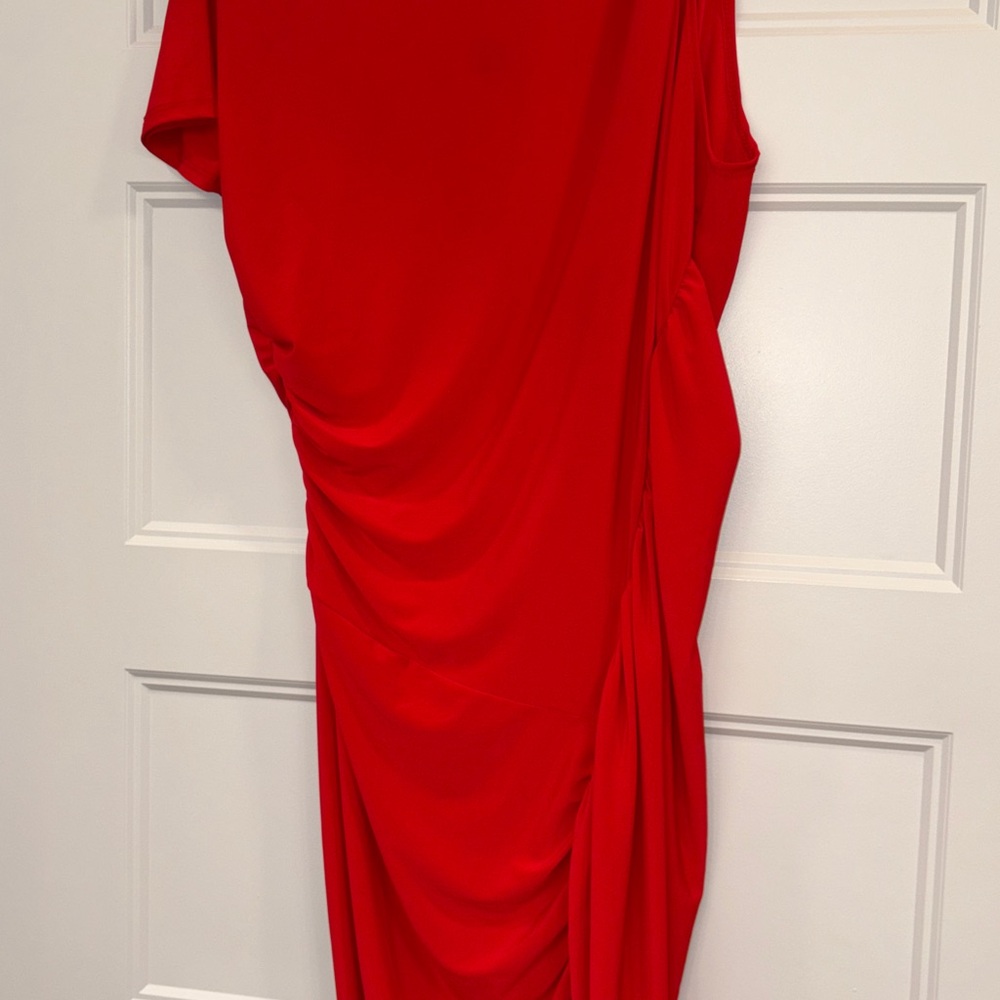 Plus Size Red Ruched Dress - Picture 9 of 9